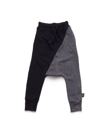 Pantalón Nununu Half & Half Baggy Pants Black & Charcoal