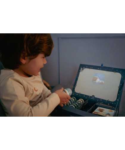 Little Dutch Caja Linterna Proyector de Historias Forest Garden