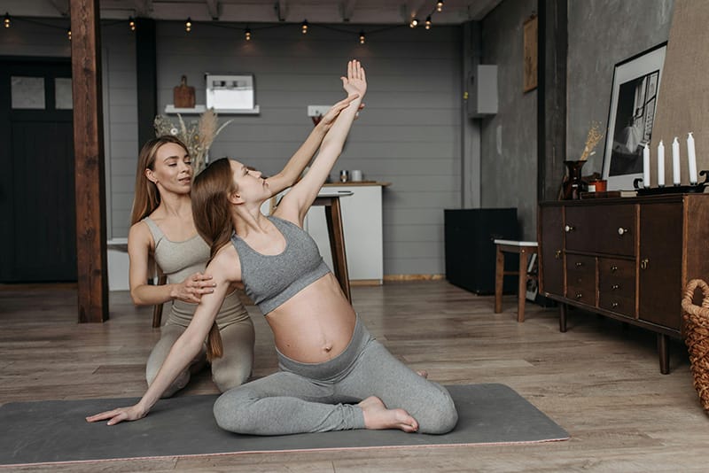 deporte-embarazo-yoga-pilates